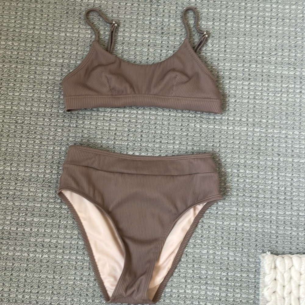 Full coverage worn once cup she bikini